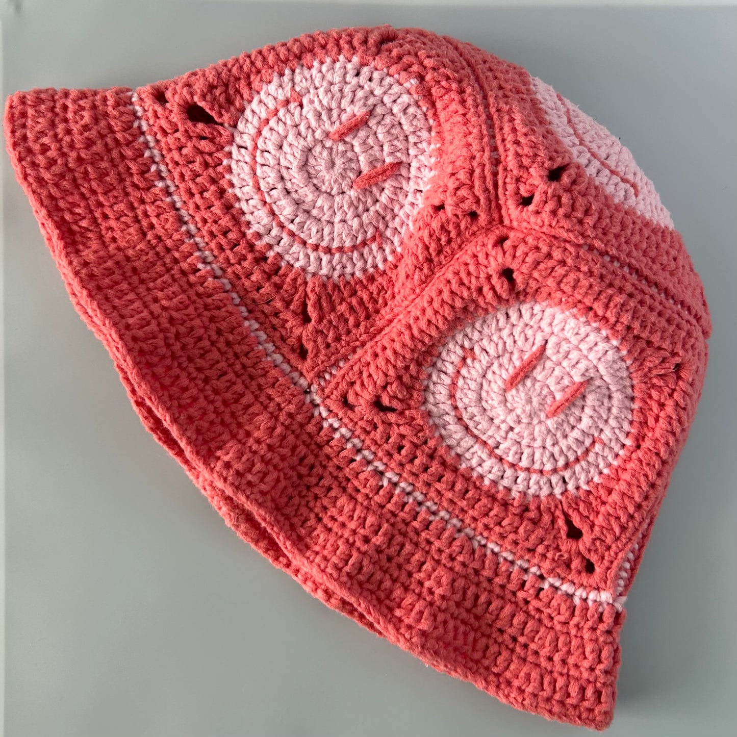 Smiley Bucket Hat - Pink